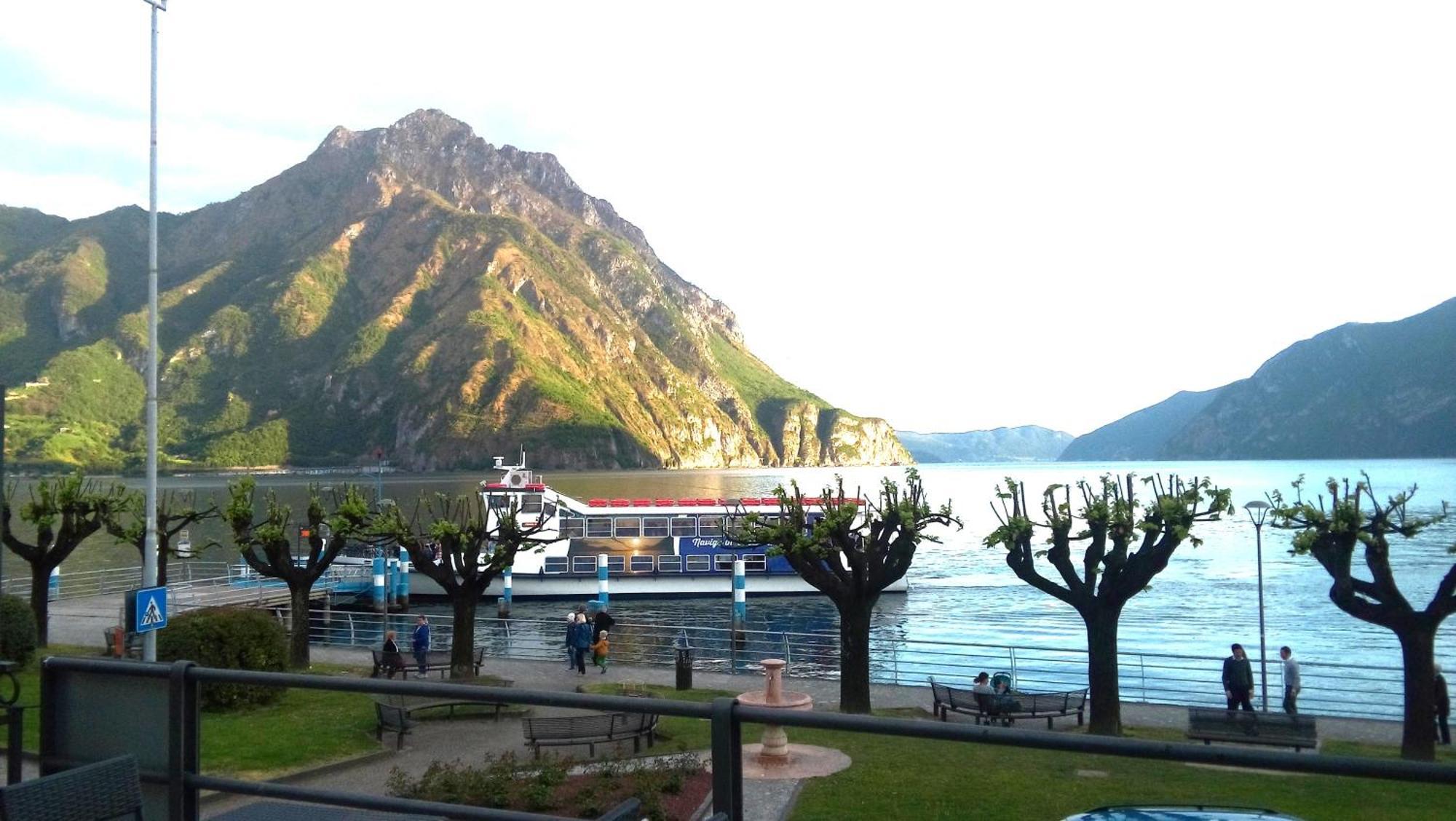 Iseo Lake - Rooms & Apartments Castro  Buitenkant foto