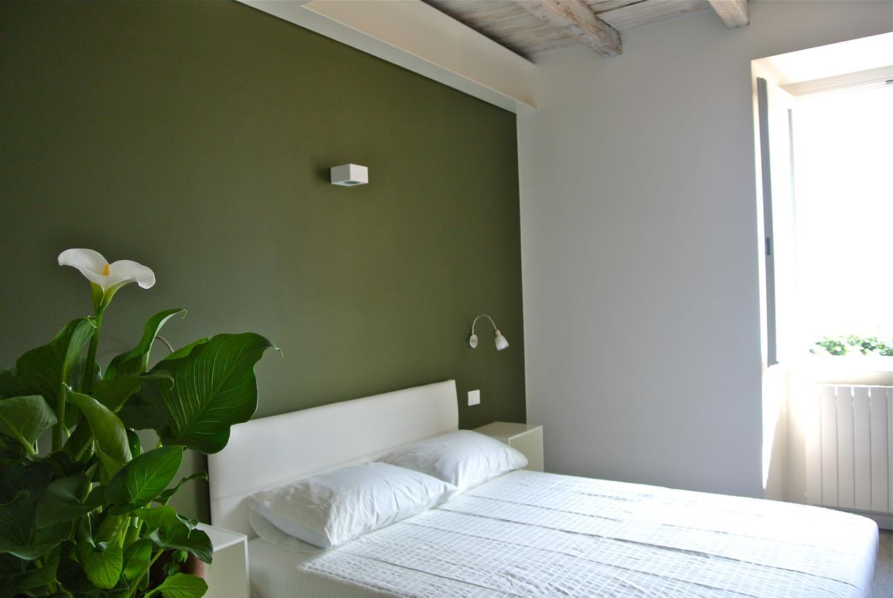 Iseo Lake - Rooms & Apartments Castro  Buitenkant foto